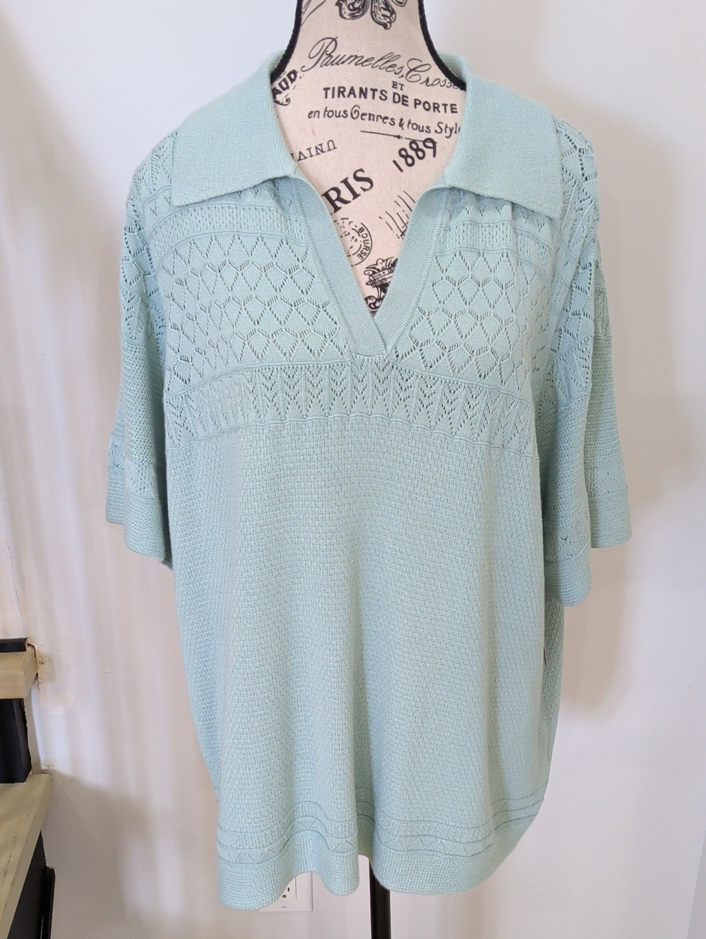 CYRUS | Women's Surfspray Pointelle Knit Short Sleeved Relaxed V-Neck Sweater